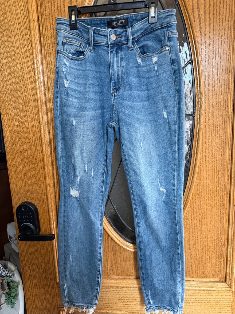 Judy Blue Medium Blue Distressed Ankle Skinny Jeans